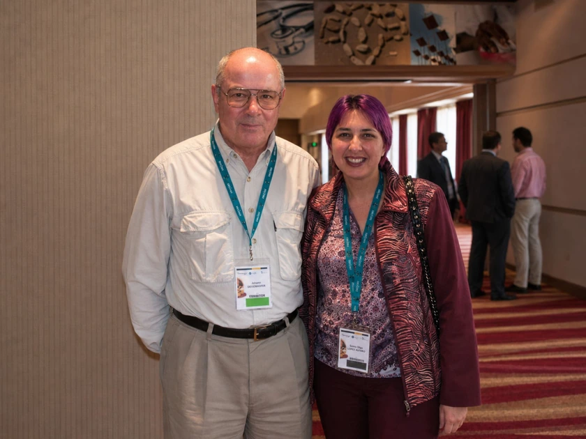 Sonia Olga López Alfaro. España: Con Johann Deisenhofer, Premio Nobel de Química.